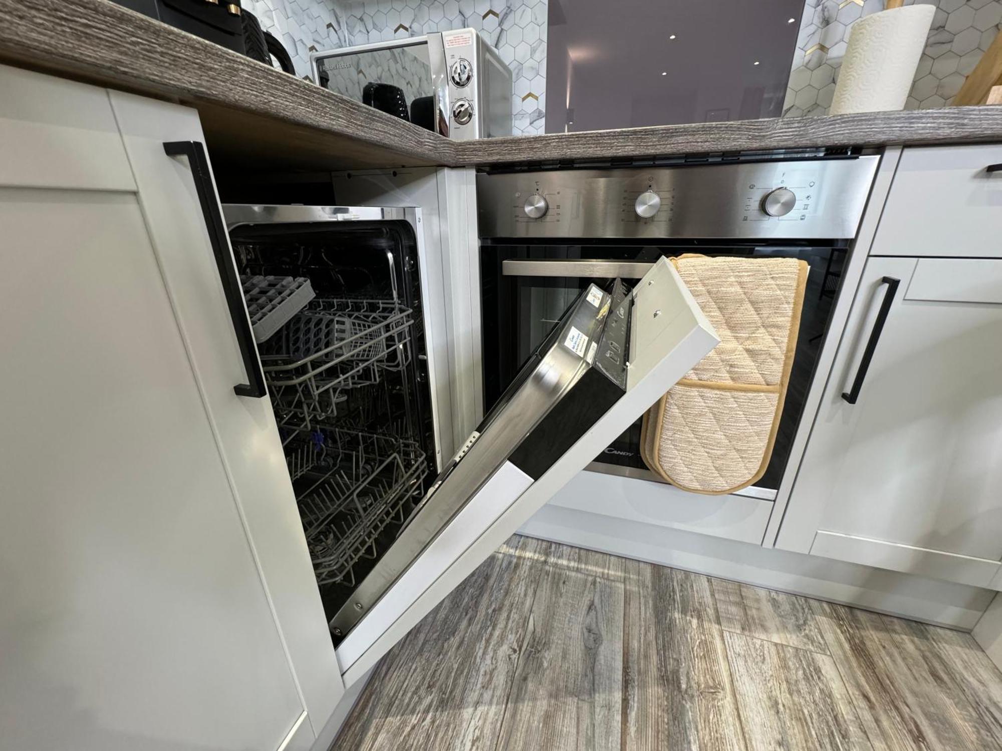 Modern One-Bedroom Apartment スウィンドン エクステリア 写真