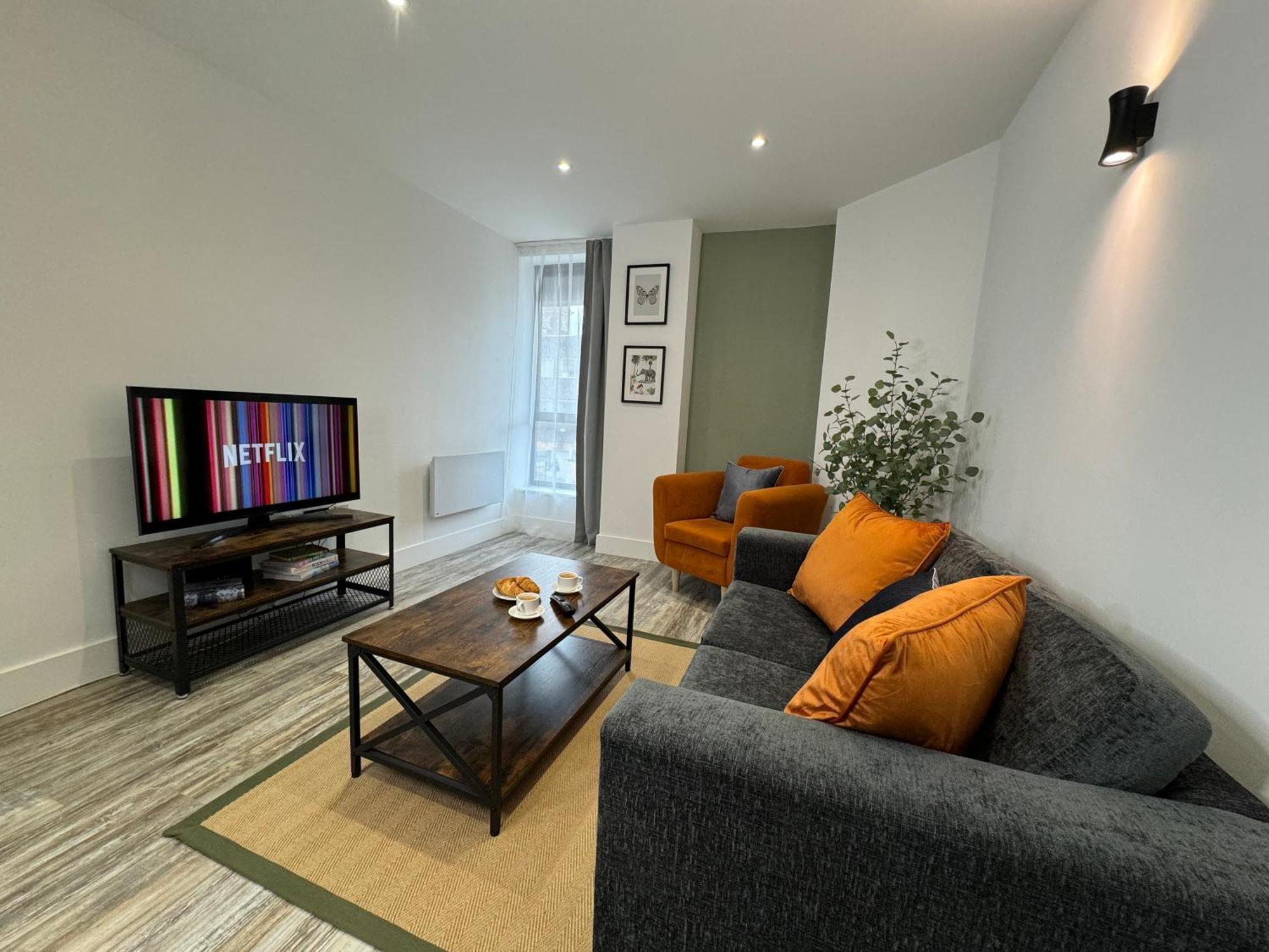 Modern One-Bedroom Apartment スウィンドン エクステリア 写真
